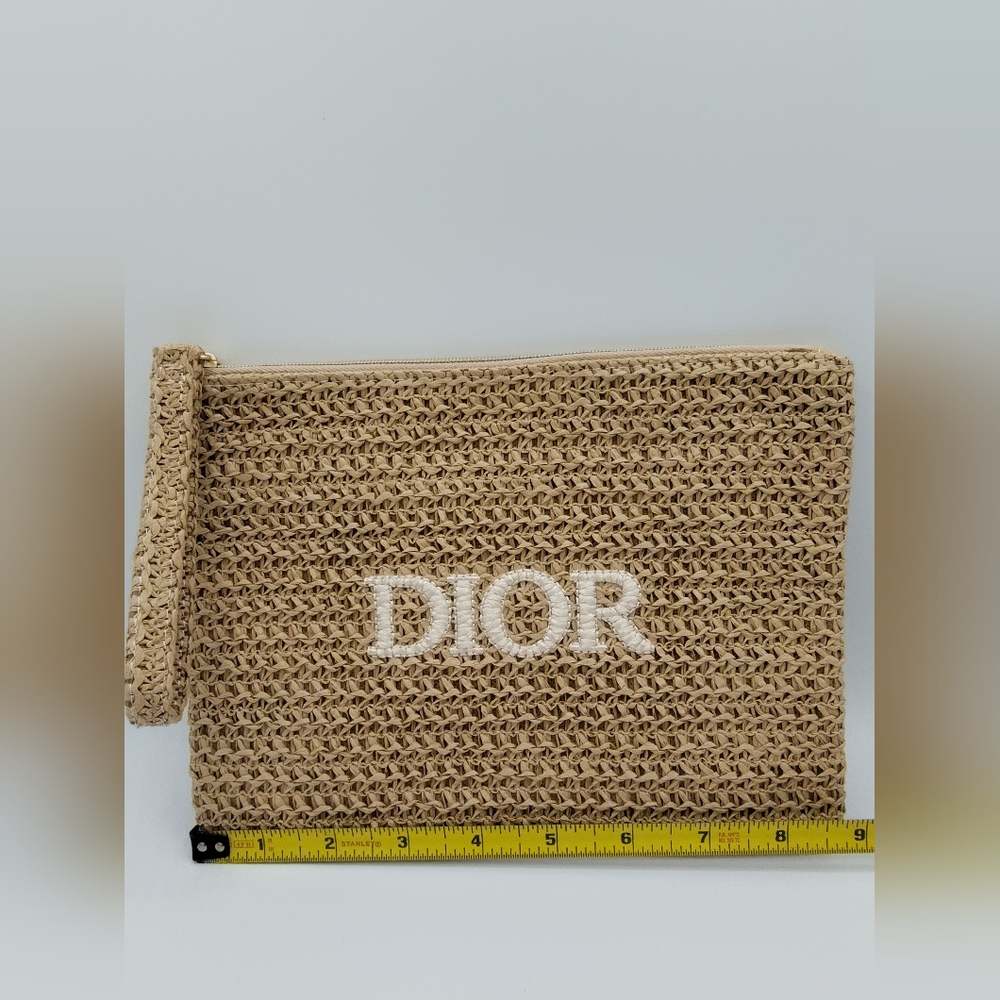 DIOR Raffia Woven Trousse Pouch Wristlet Natural Straw Logo Cosmetic Bag NIB - Picture 3 of 7